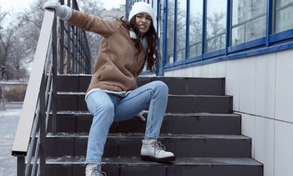 Girl slips on premises